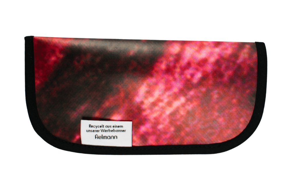 reciclage-upcycling-banner-plane-Brillenetui (2)