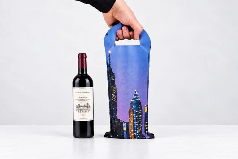 reciclage-upcycling-banner-plane-flaschenhalter