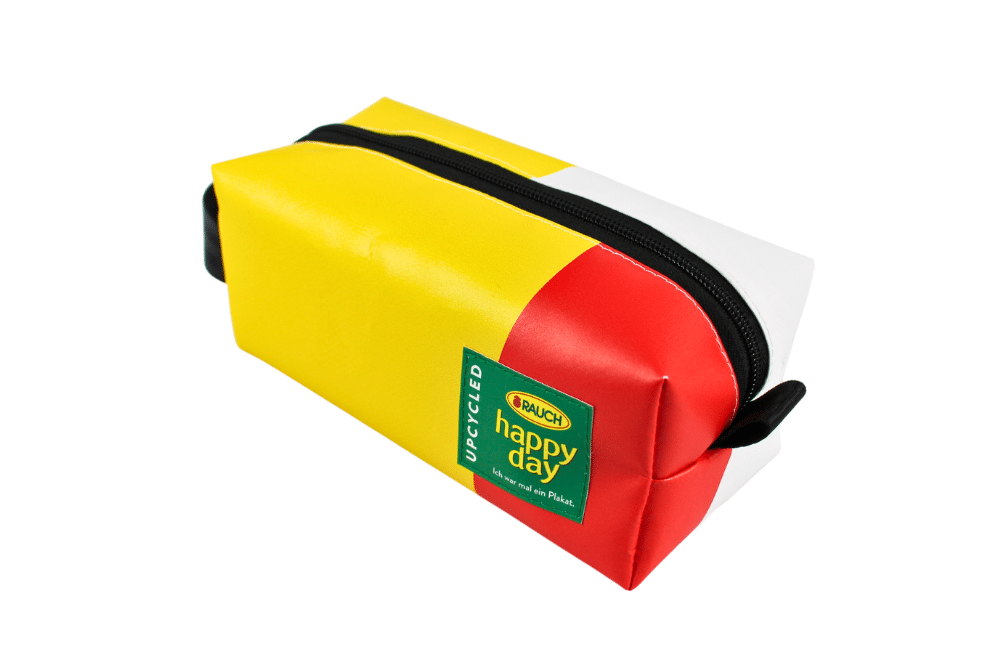 RECICLAGE - Upcycling - Banner & Plane - Kulturbeutel medium