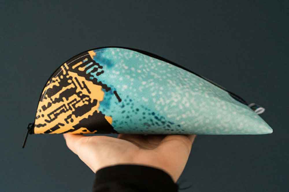 RECICLAGE - Upcycling - Banner & Plane - Plastic Pirates - Mäppchen