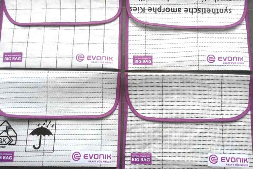 RECICLAGE - Upcycling - Banner & Plane - evonik - Konferenzmappe