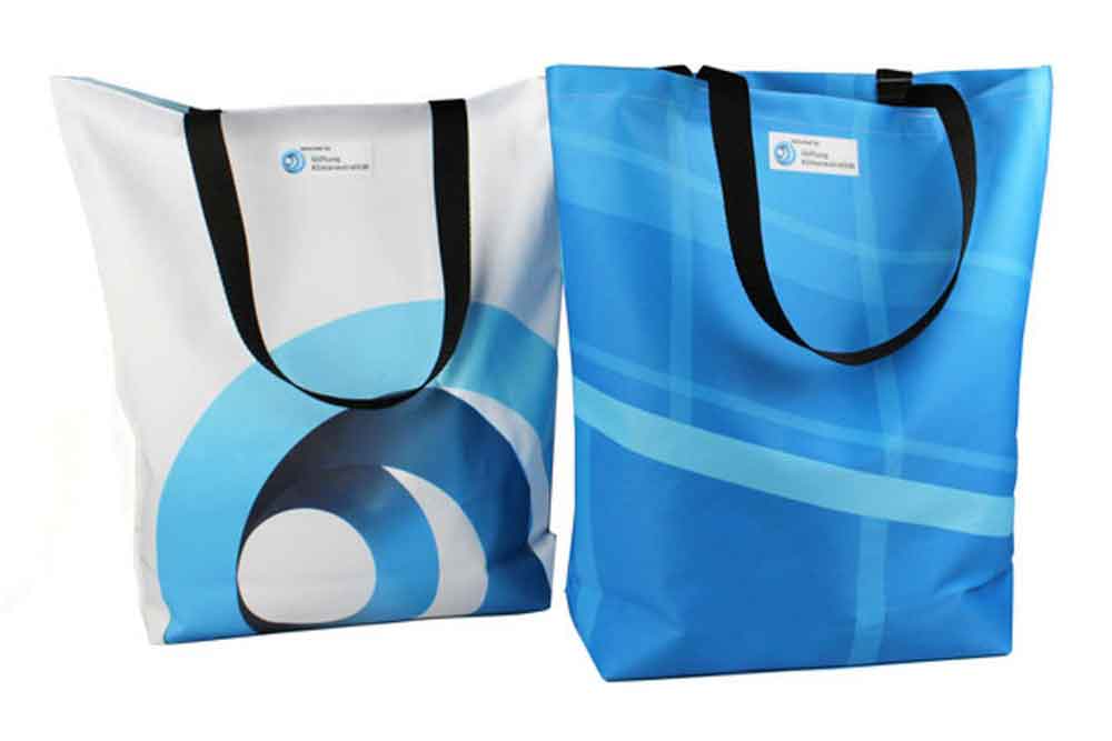 RECICLAGE - Upcycling - Banner & Plane - recycling - Stiftung - Klimaneutralität - shopper
