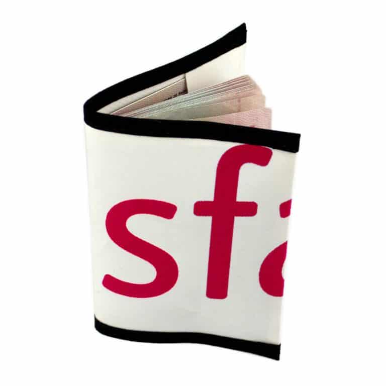 RECICLAGE - Upcycling - Banner & Plane - Reisepassetui